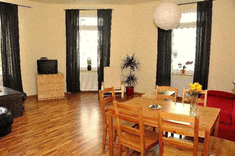 Neustadt-Fewo-Zentral-Guenstig-L6 Dresden Exteriör bild